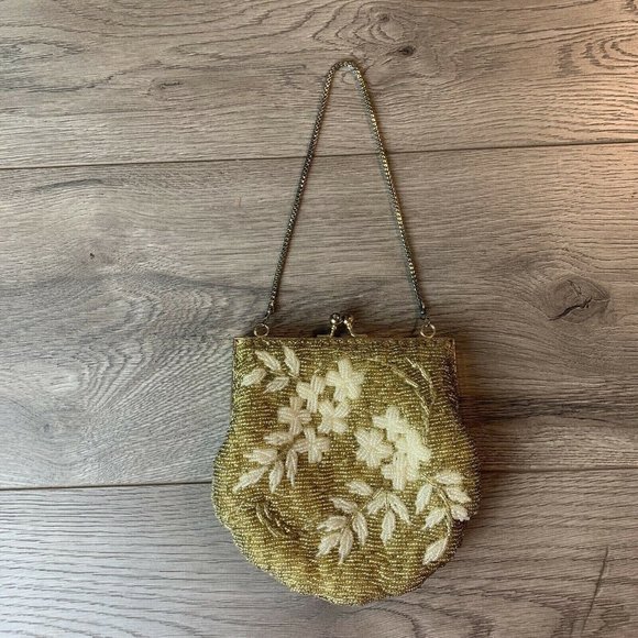 Gold/White Bead FloralClutch/Purse. Kiss Lock Close Snake Chain Strap vintage - Picture 3 of 10